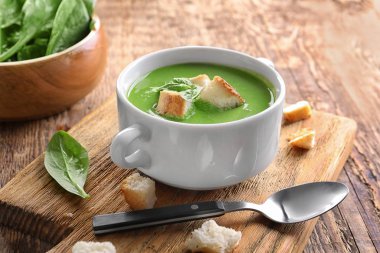 Lezzetli ıspanak çorbası