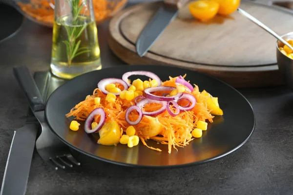 Ensalada de zanahoria con maíz — Foto de Stock