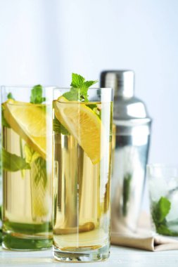 Sakinleşmek gözlüklü