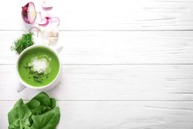 Lezzetli ıspanak çorbası