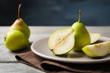 lezzetli olgun armut 