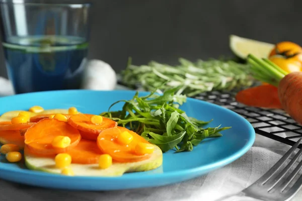 Wortel salade met maïs — Stockfoto