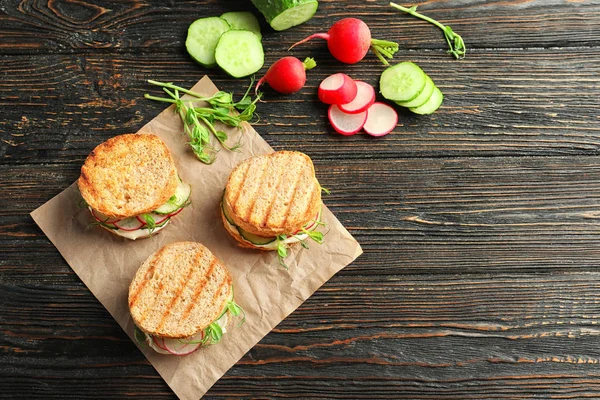 Бутерброди зі свіжим огірком — стокове фото