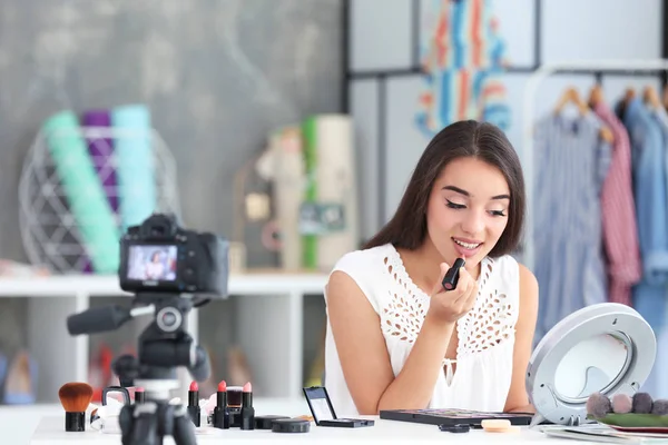 Female blogger recording video — Stock Photo, Image