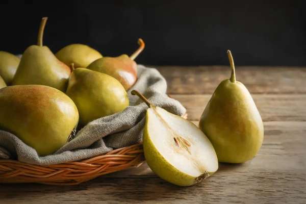 lezzetli olgun armut 