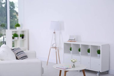 Tv oturma odasında koymak için stand