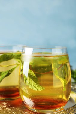 Sakinleşmek gözlüklü