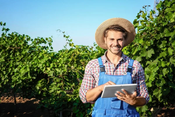 Joven agricultor masculino — Foto de Stock