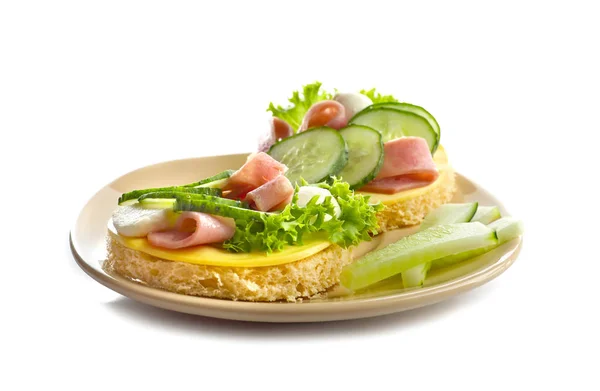 Sandwiches with fresh cucumber — Stock Photo, Image