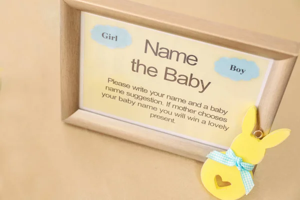 Hra pro návrh baby jména v tabulce na sprchu party — Stock fotografie