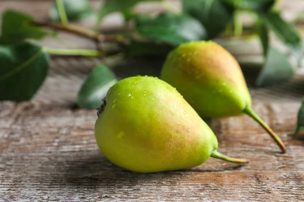 Deliciosas peras maduras —  Fotos de Stock