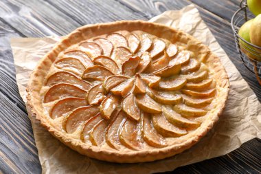 Lezzetli armut tart masada