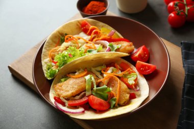 Lezzetli balık tacos