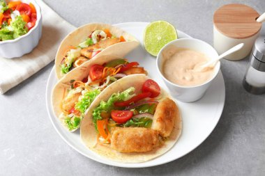 Lezzetli balık tacos