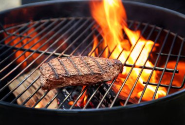 Lezzetli pişmiş et  