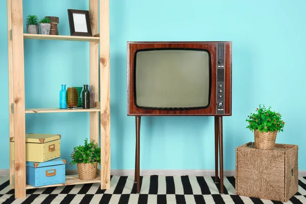 Telewizor w pokoju dziennym — Zdjęcie stockowe