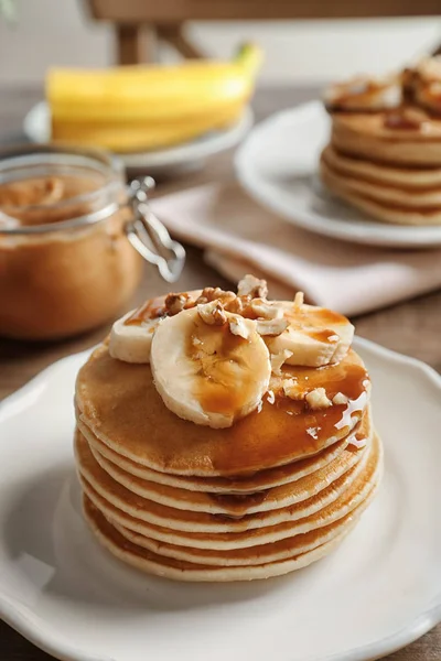 Leckere Bananenpfannkuchen — Stockfoto