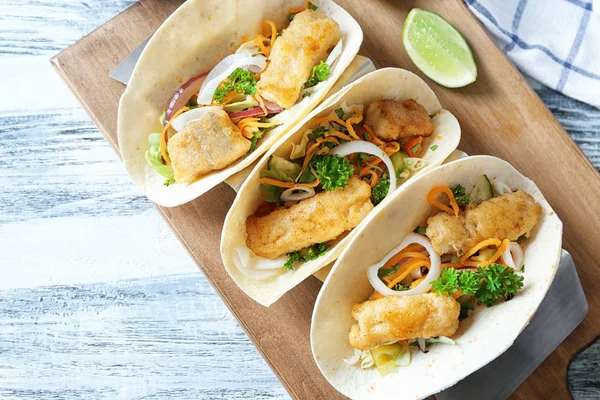 Deliciosos tacos de peixe — Fotografia de Stock