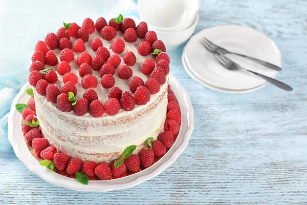 Ahududu ile lezzetli pasta