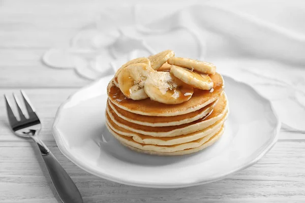 Leckere Bananenpfannkuchen — Stockfoto