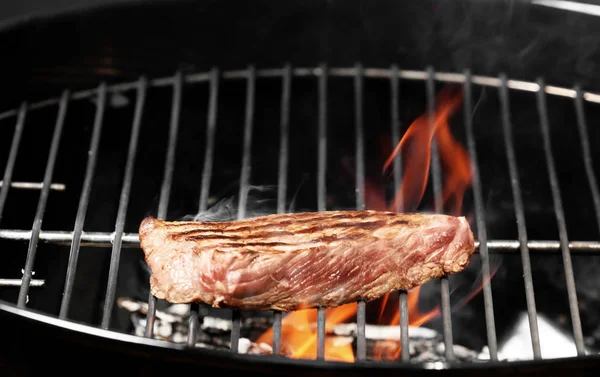 Köstlich gekochtes Fleisch — Stockfoto