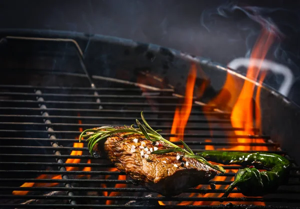 Köstlich gekochtes Fleisch — Stockfoto