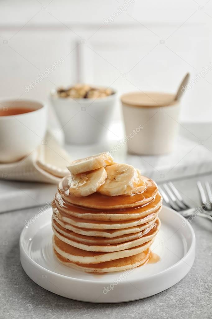 yummy banana pancakes 