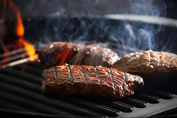 Köstlich gekochtes Fleisch — Stockfoto