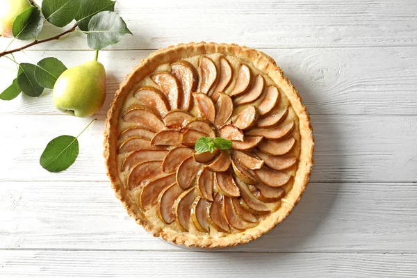 Tasty pear tart on table — Stock Photo, Image
