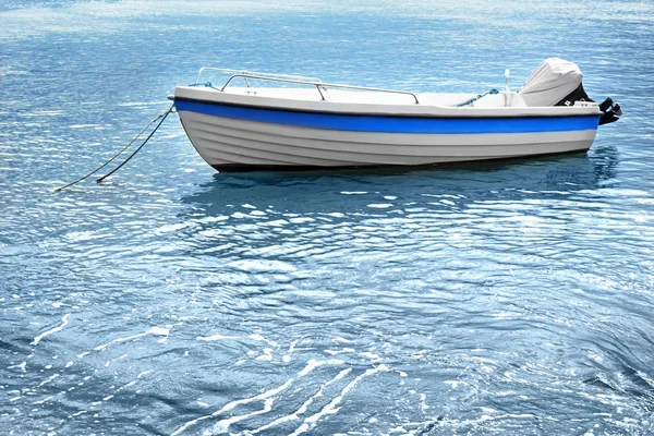 Empty boat in sea — Stock Photo, Image