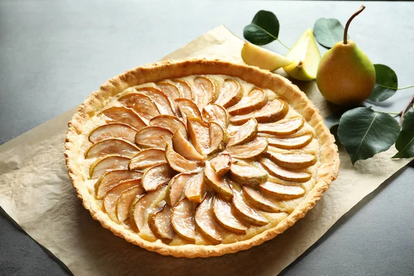 Tasty homemade pear tart — Stock Photo, Image