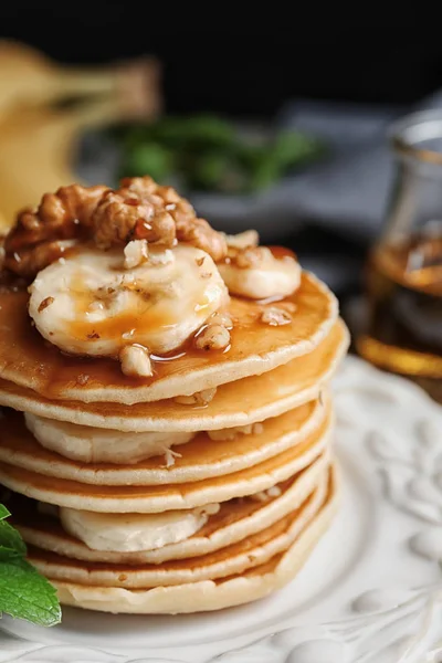 Deliciosos panqueques de plátano — Foto de Stock