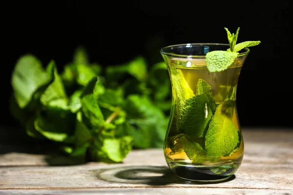 Kopje mint thee — Stockfoto