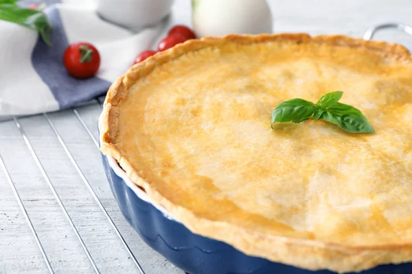 Lezzetli etli börek