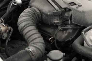 Araba açık hood, closeup ile