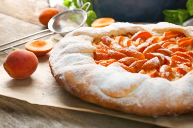 Lezzetli kayısı kek