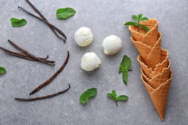 lezzetli vanilyalı dondurma