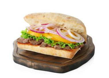 Biftekli sandviç ve ahşap tahta 