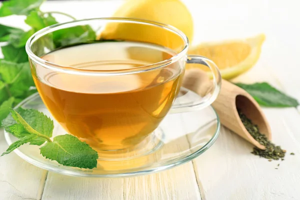 Cup of mint tea — Stock Photo, Image