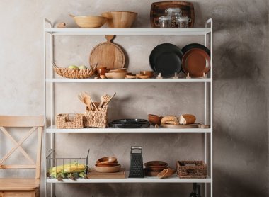 Mutfak kapalı depolama standı