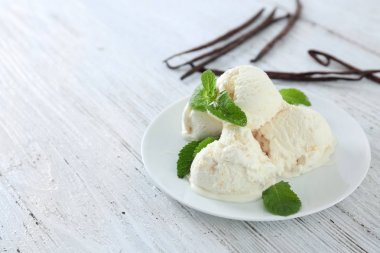 lezzetli vanilyalı dondurma