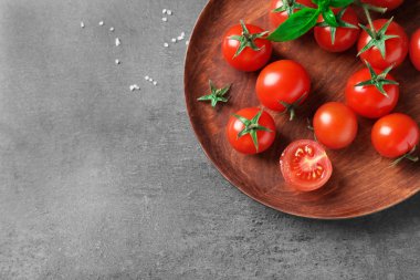 kiraz domates ile çanak 