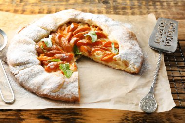 Lezzetli kayısı kek