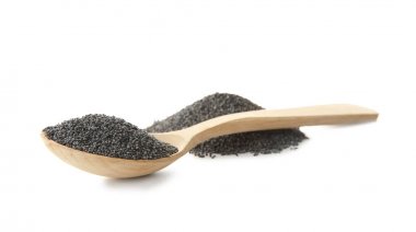 Kaşığı haşhaş tohumu ile