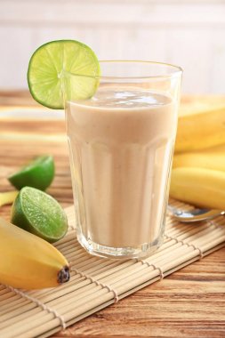 Lezzetli muz smoothie