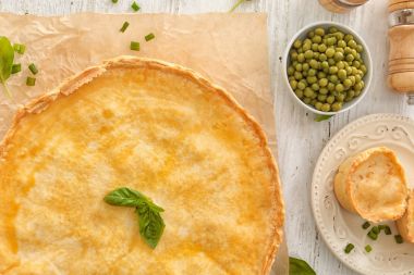 Lezzetli etli börek