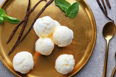 lezzetli vanilyalı dondurma