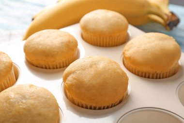 Muz kekler ile kompozisyon 