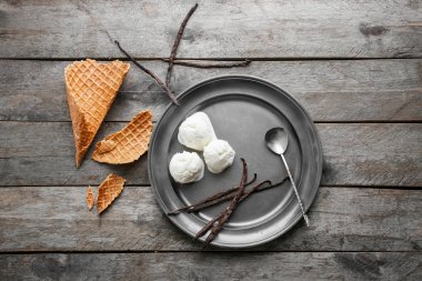 lezzetli vanilyalı dondurma