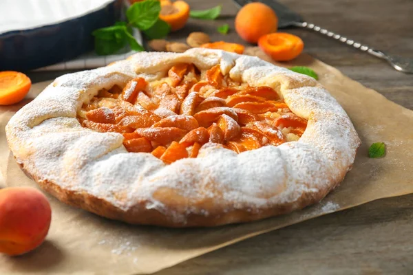 Lezzetli kayısı kek